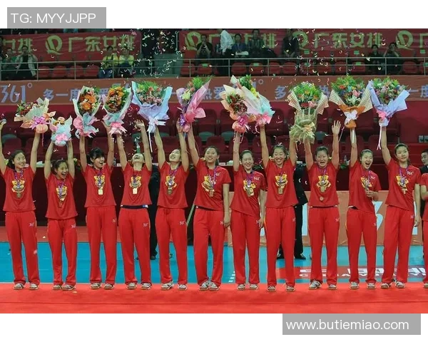 武汉排球队配合策略深度解析与其他球队的对比分析